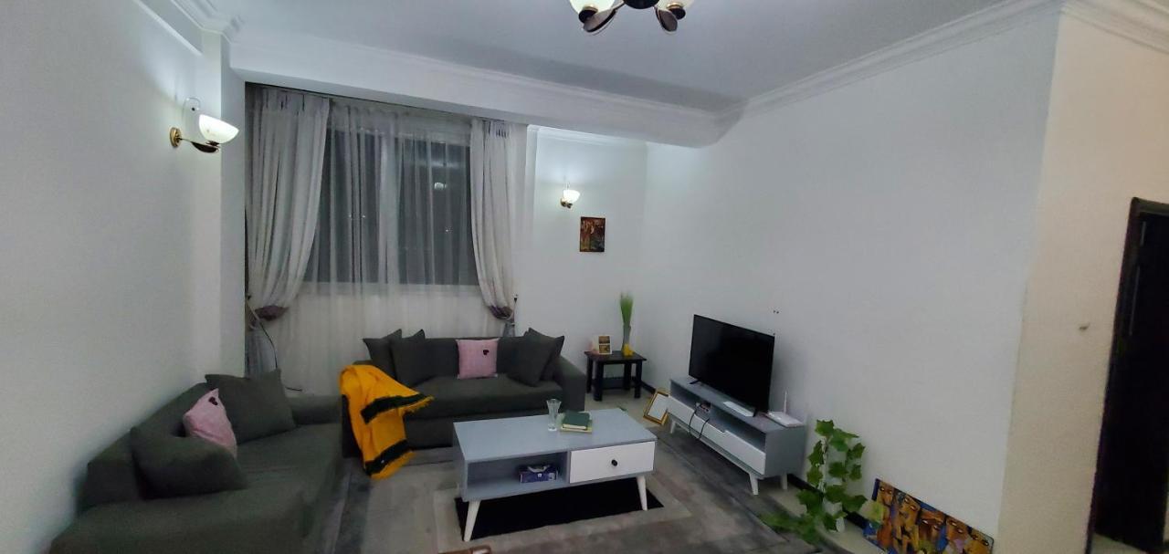Cozy 1-Bedroom Luxury Apartment アジス・アベバ エクステリア 写真
